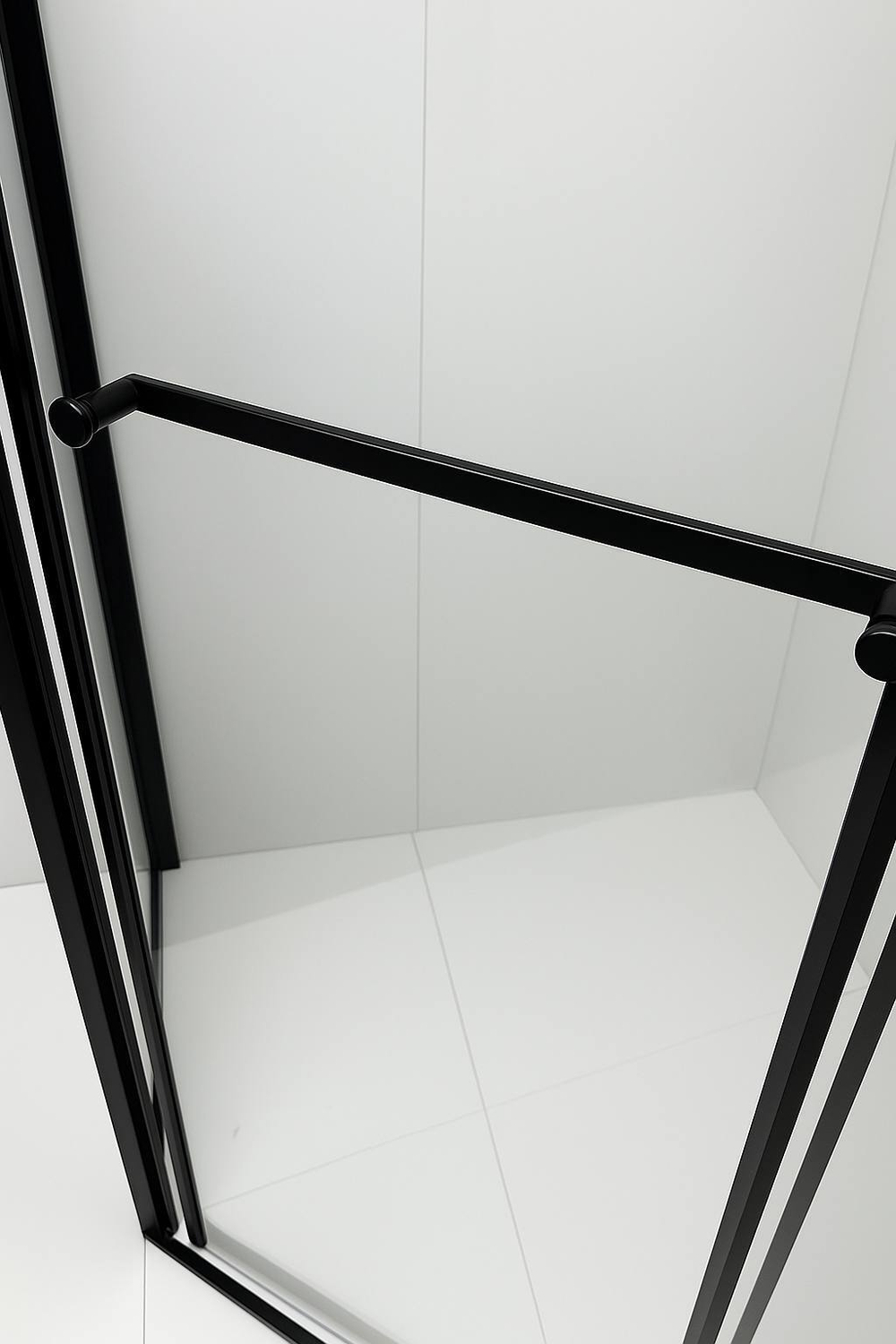 Timo Душевой угол TTSS-100/03C-8R, раздвиж 1000*1000*2000, проф черный, стекло проз 8 мм